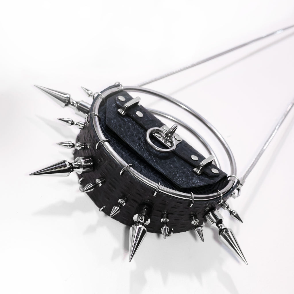 The New Gen Stinger, purse with spikes