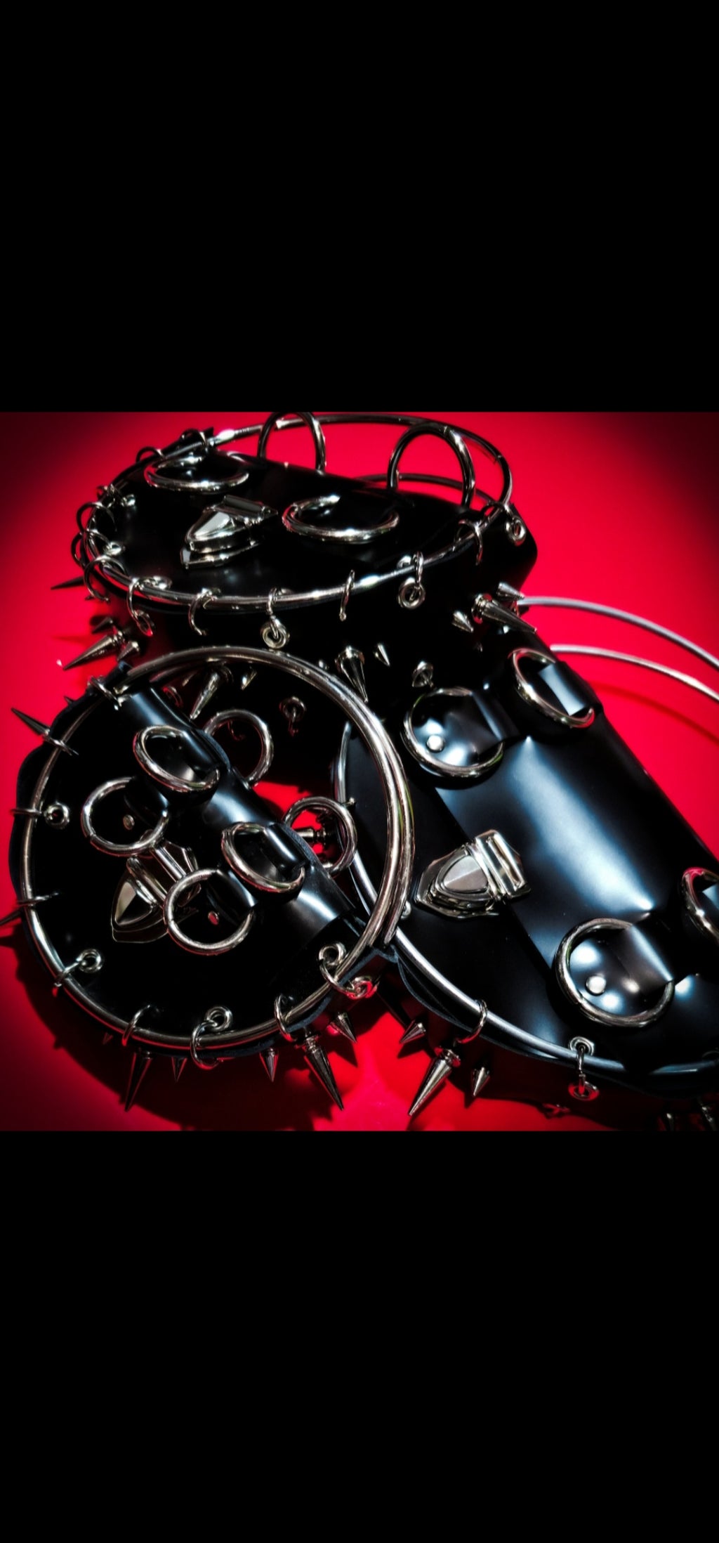 Leather bag, The stinger