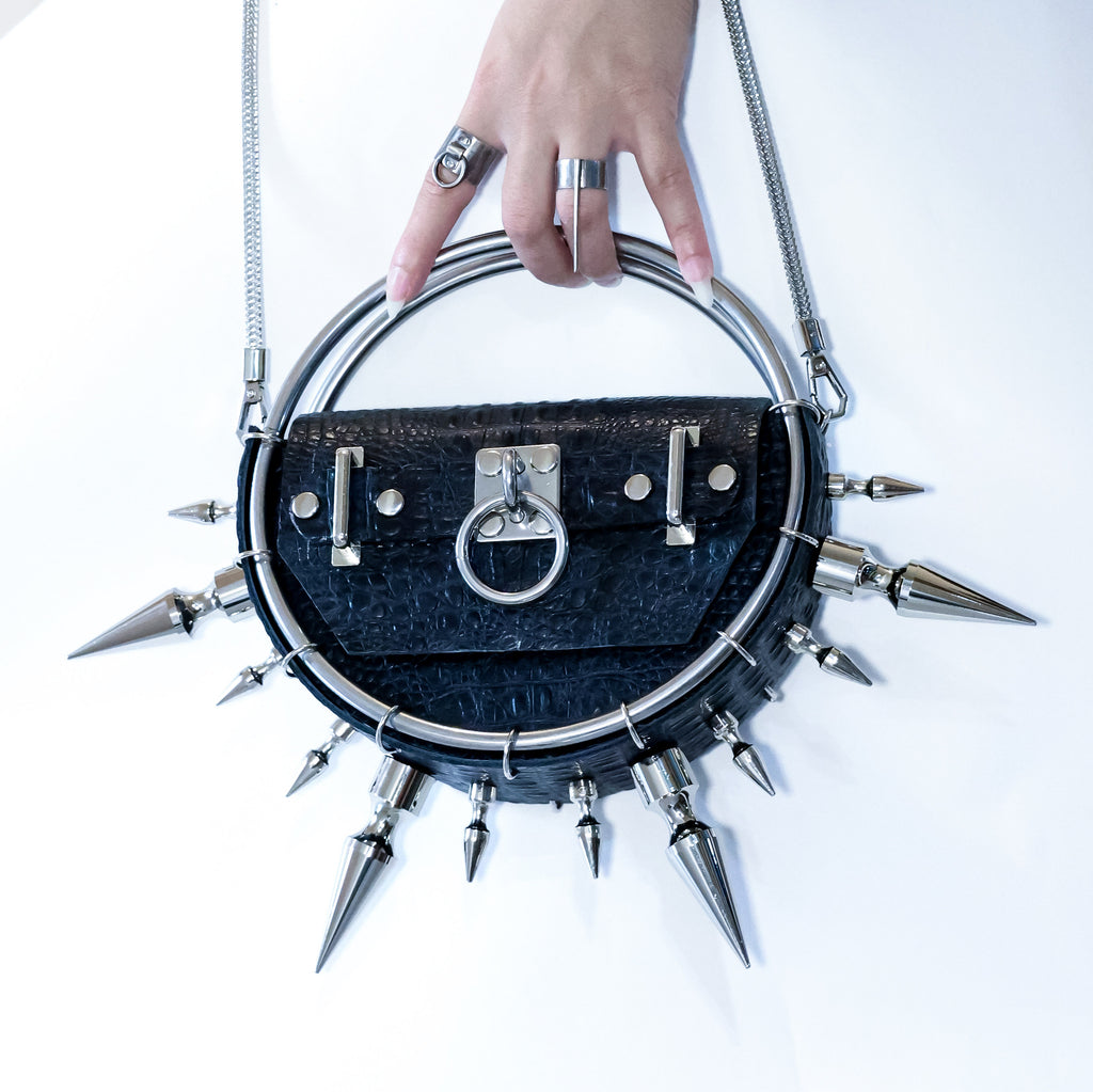 The New Gen Stinger, purse with spikes