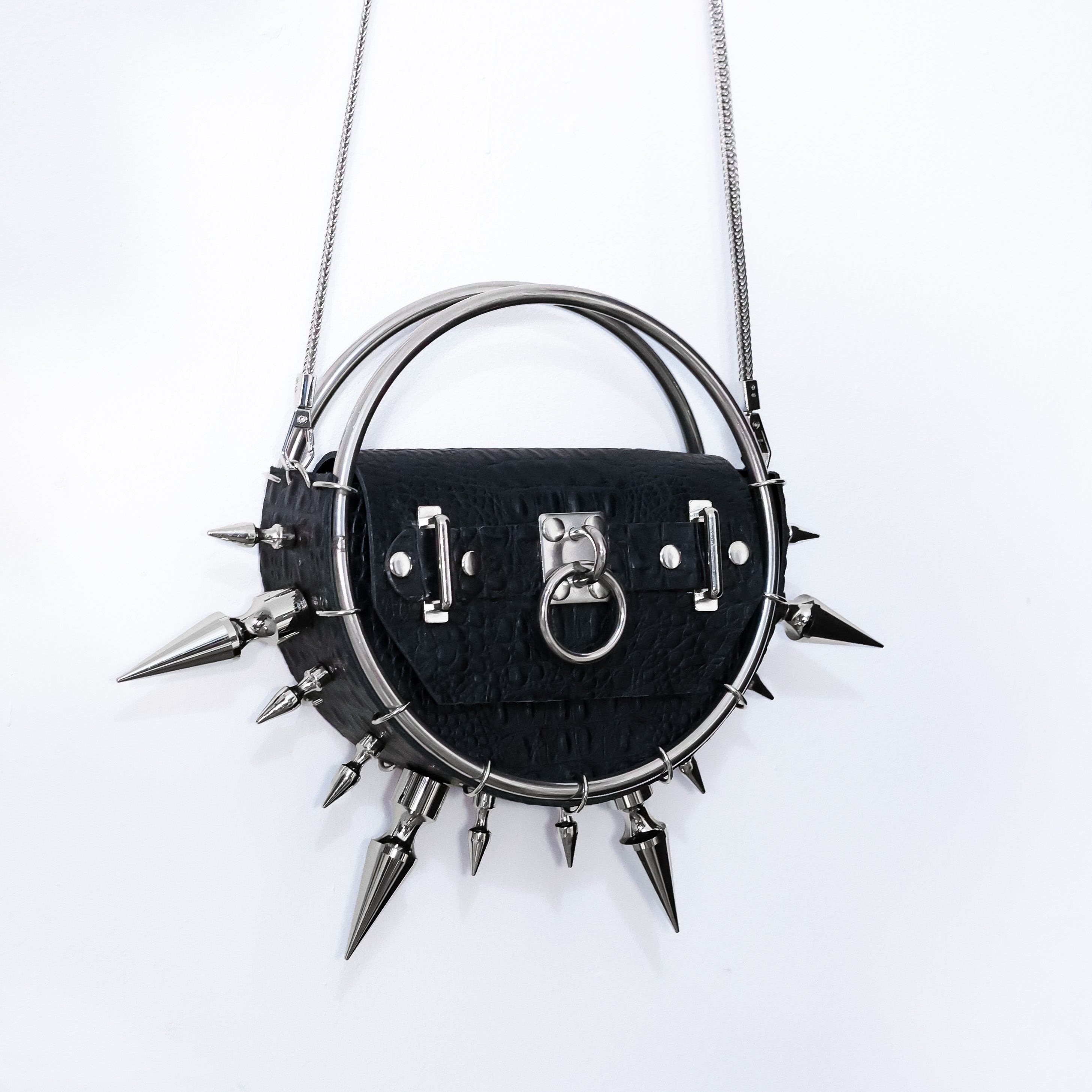 The New Gen Stinger, purse with spikes