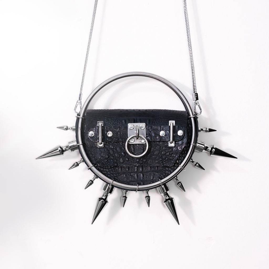 The New Gen Stinger, purse with spikes