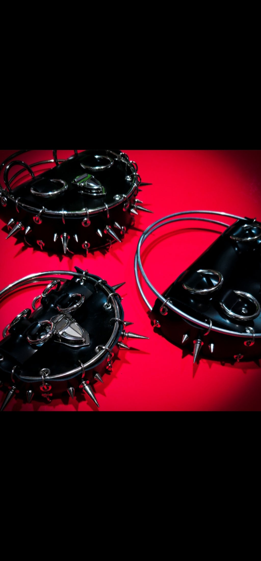 Leather bag, The stinger