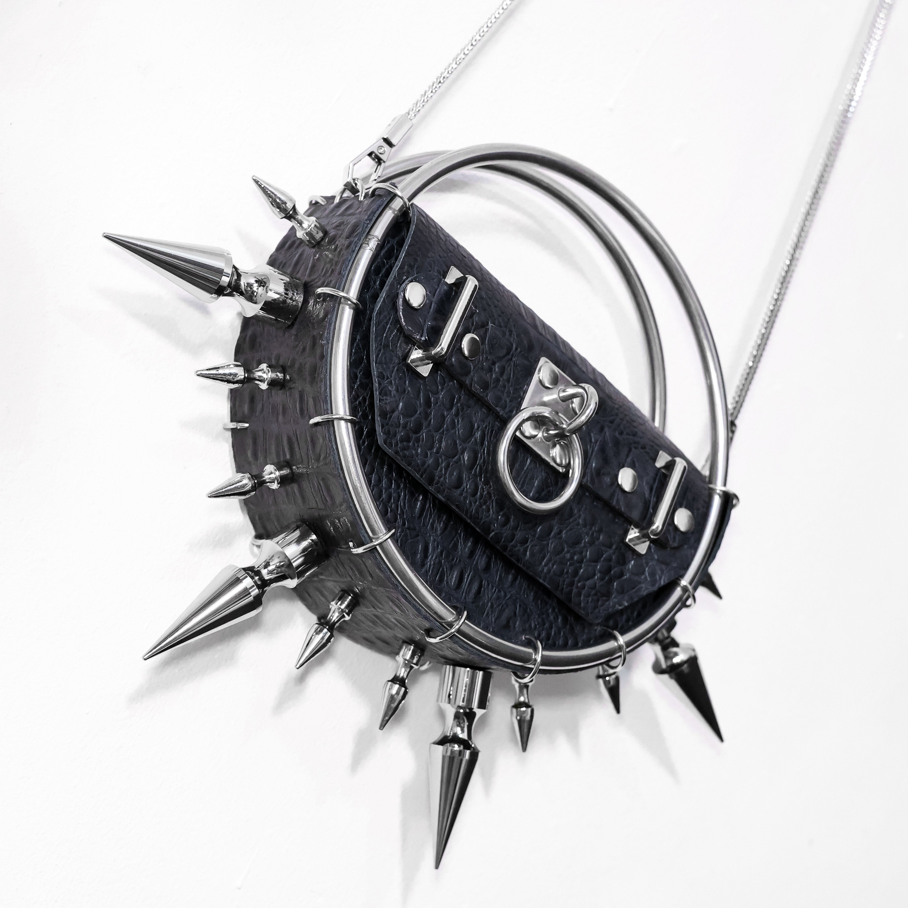 The New Gen Stinger, purse with spikes