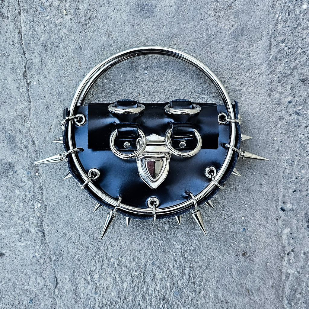 Leather bag, The stinger